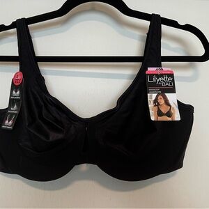 Lilyette® by Bali® Plunge Into Comfort Keyhole Minimizer® Bra